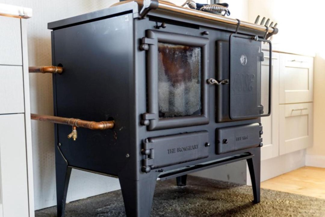 Photo of Others in Tomich