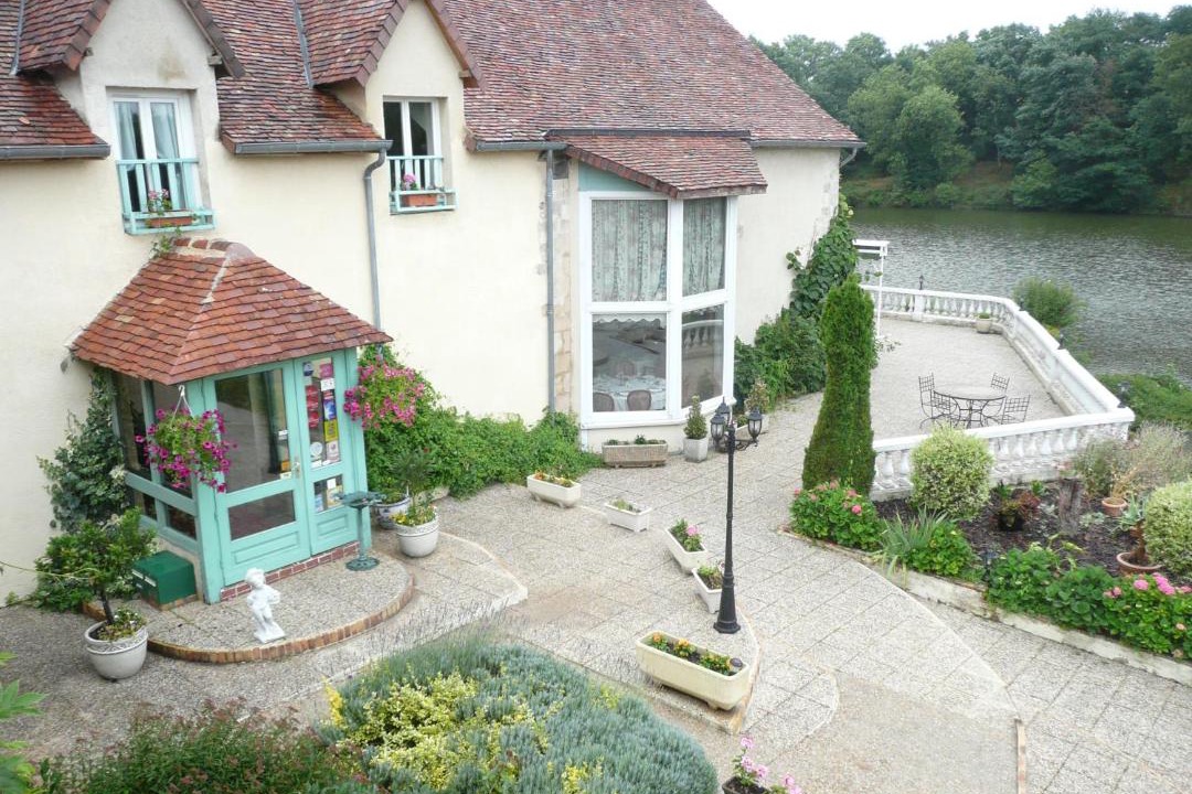 Photo of Others in Neufchatel-en-Saosnois