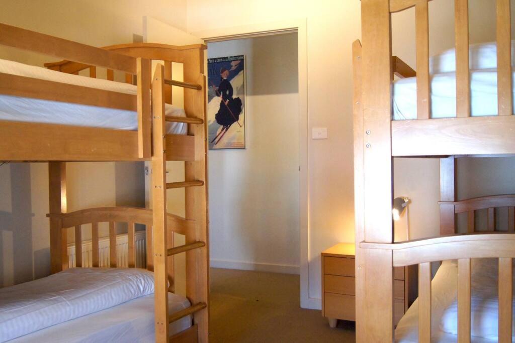 Photo of Others in Hotham Heights