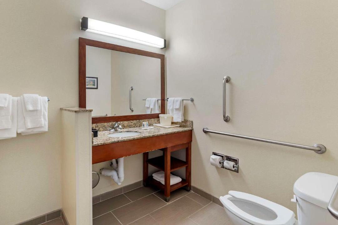 Photo of Bathroom in Normal