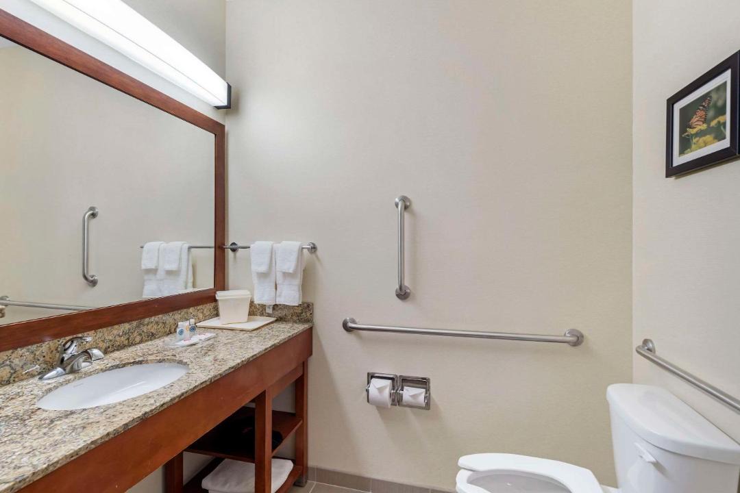 Photo of Bathroom in Normal