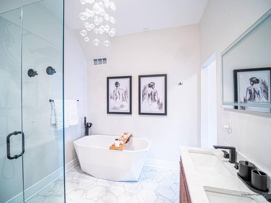 Photo of Others in Marietta