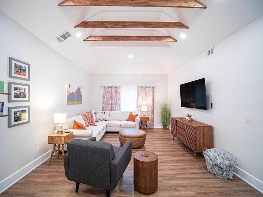 Photo of Others in Marietta