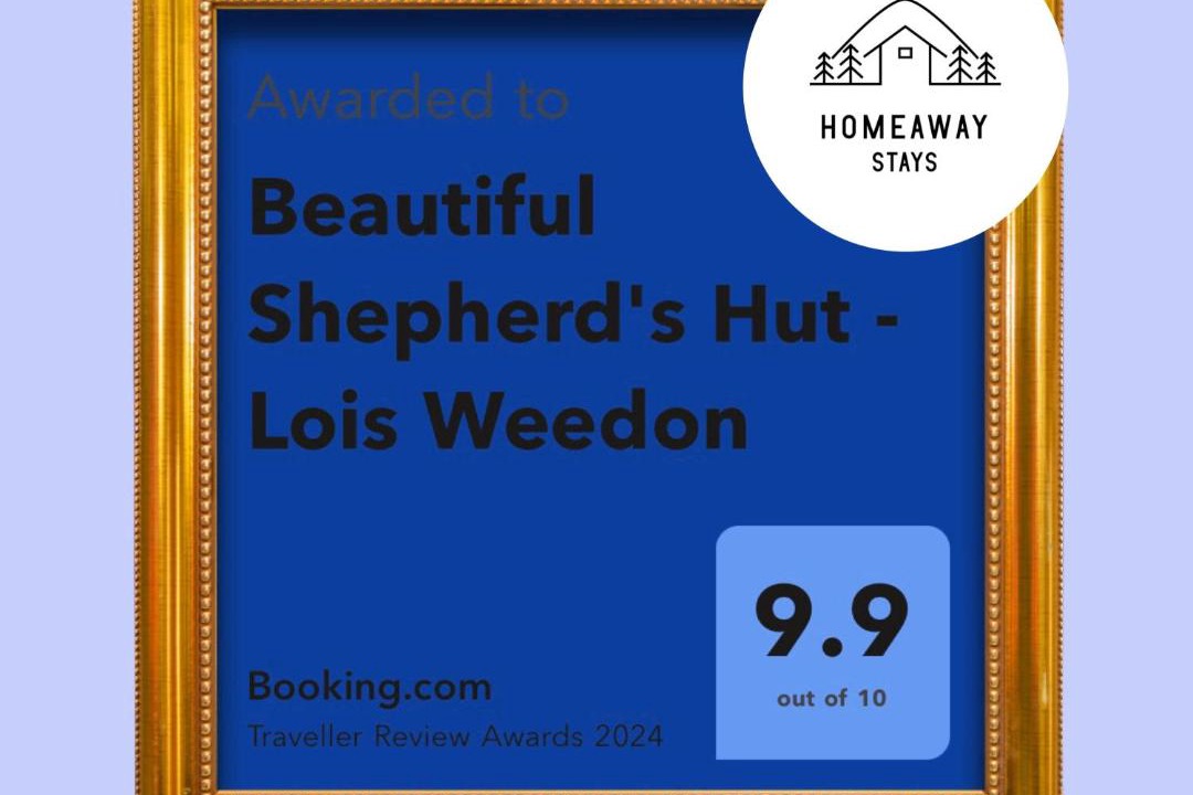 Photo of Others in Weedon Lois