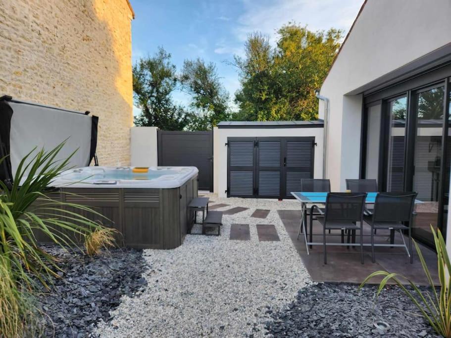 Photo of Others in Andilly