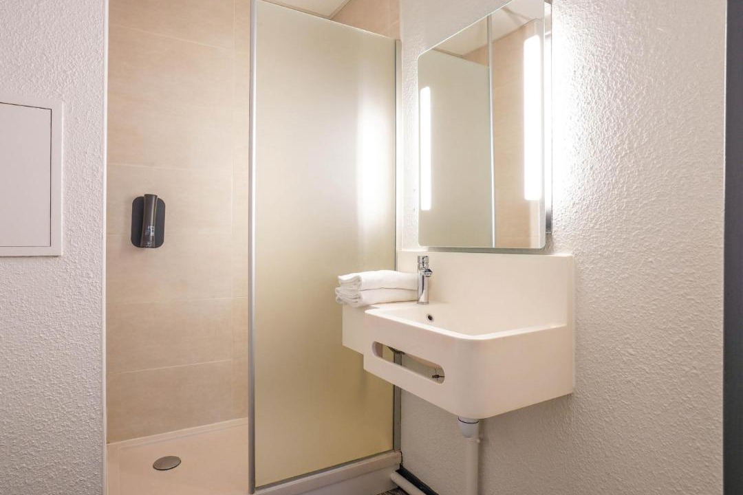 Photo of Bathroom in Chatillon