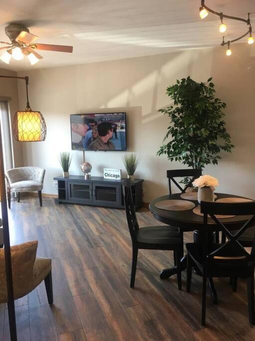 Photo of Others in Oak Lawn