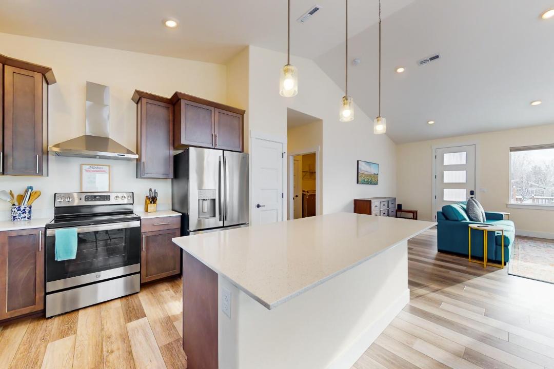 Photo of Others in Manson