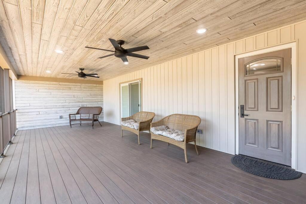 Photo of Others in Intercourse