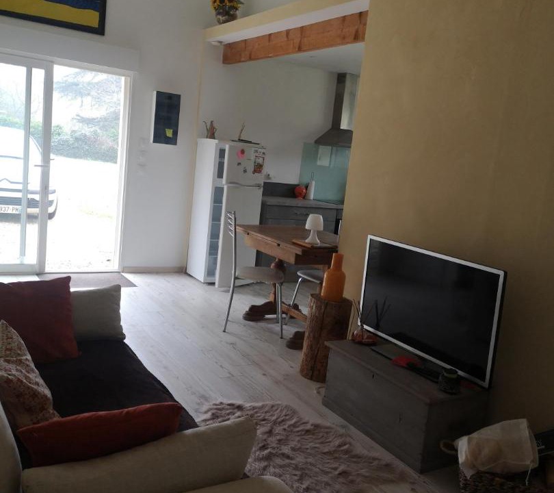 Photo of Others in Illats