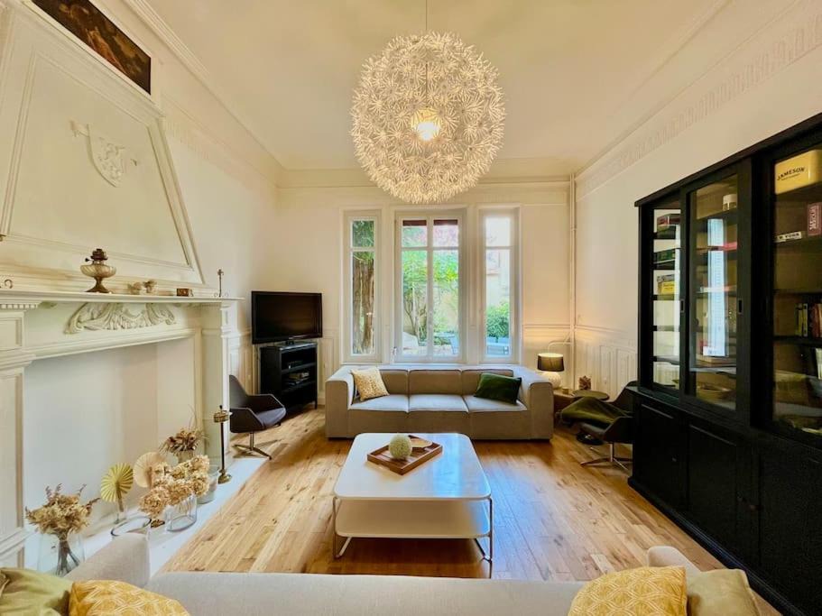 Photo of Others in Centre Erlon