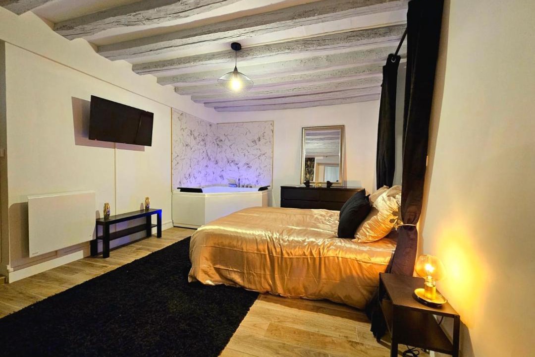 Photo of Others in Nemours