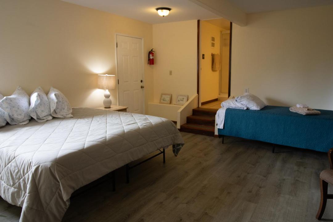 Photo of Others in Naalehu