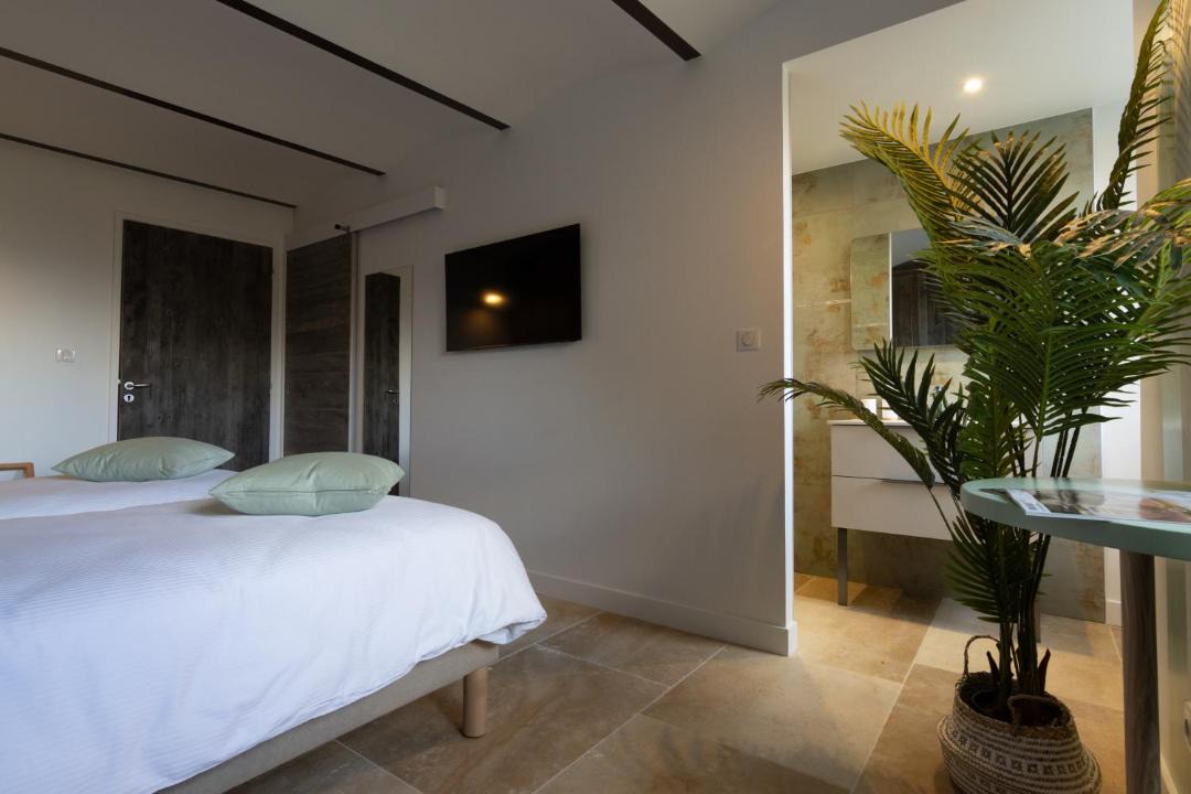 Photo of Others in Crupies