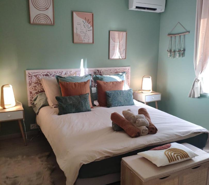 Photo of Others in Brasles