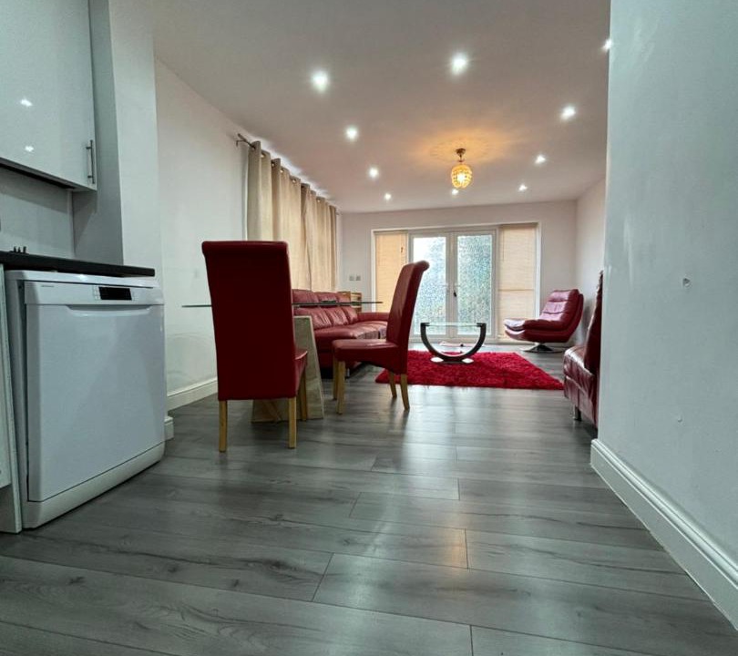 Photo of Others in Lacey Green