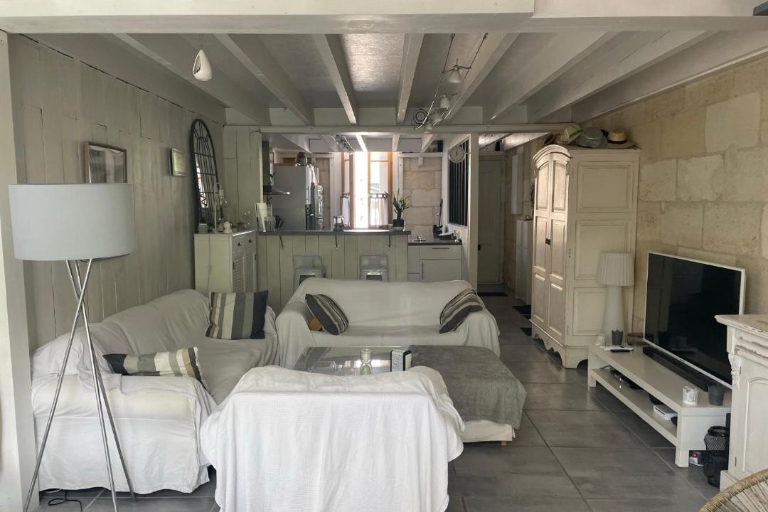 Photo of Others in Begles