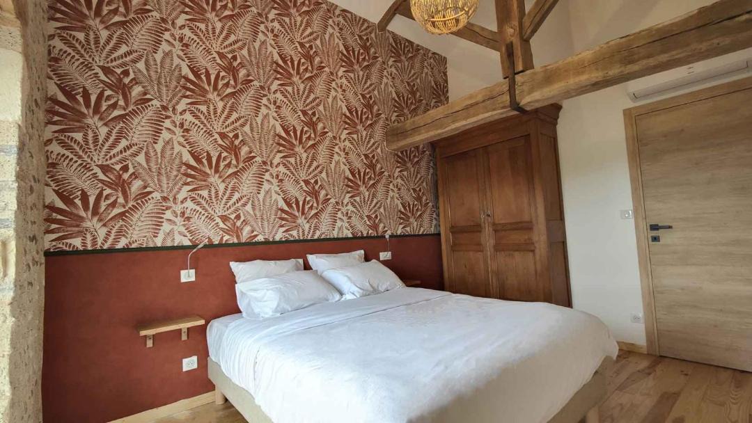 Photo of Others in Bats