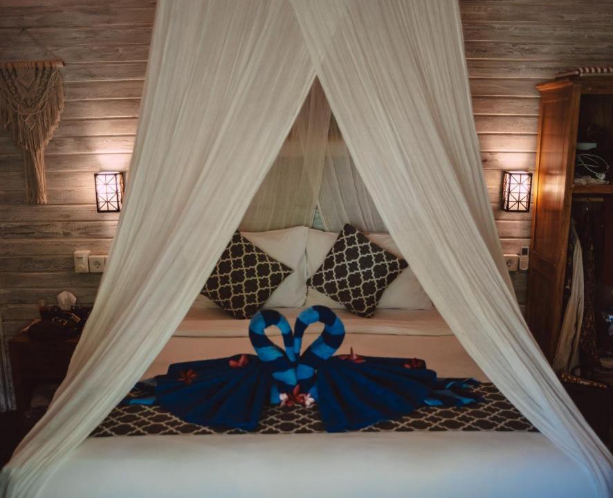 Photo of Others in Mushroom Bay