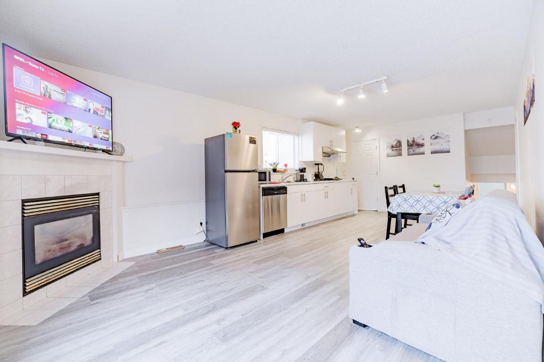 Photo of Others in Hidden Valley