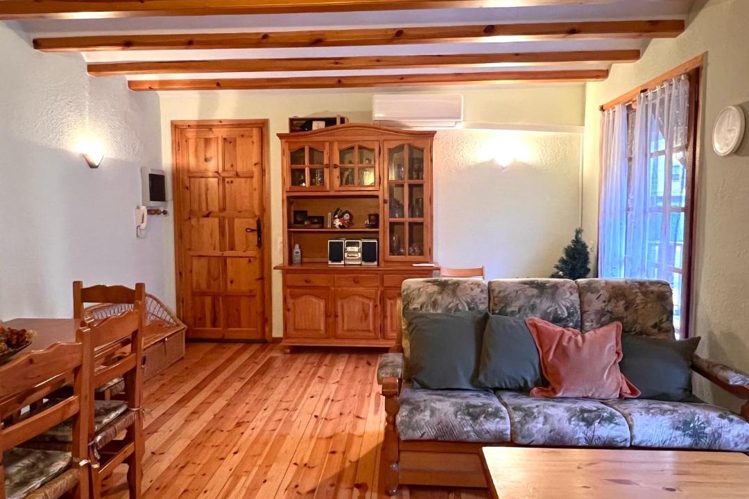 Photo of Livingroom in Llavorsi
