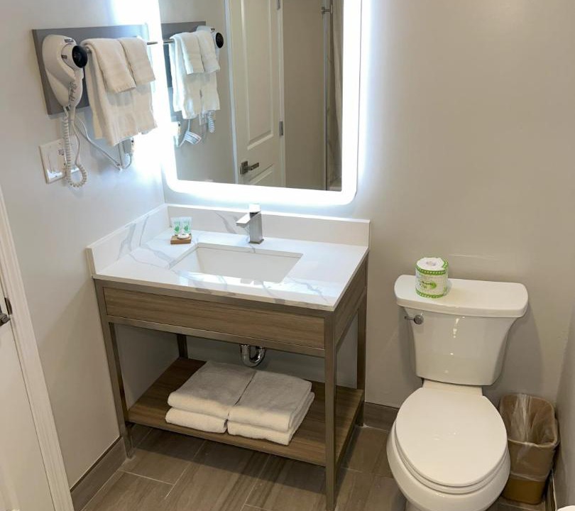 Photo of Bathroom in Cow Hollow