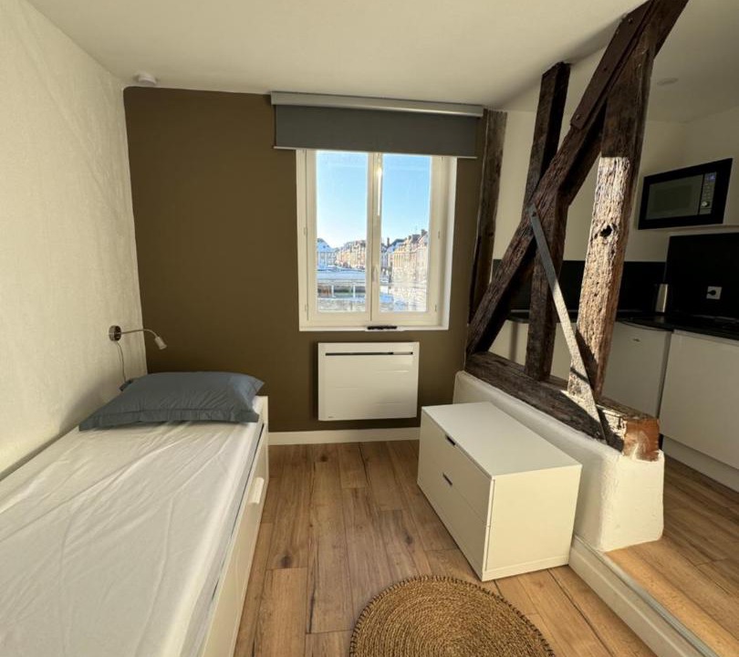 Photo of Others in Evreux