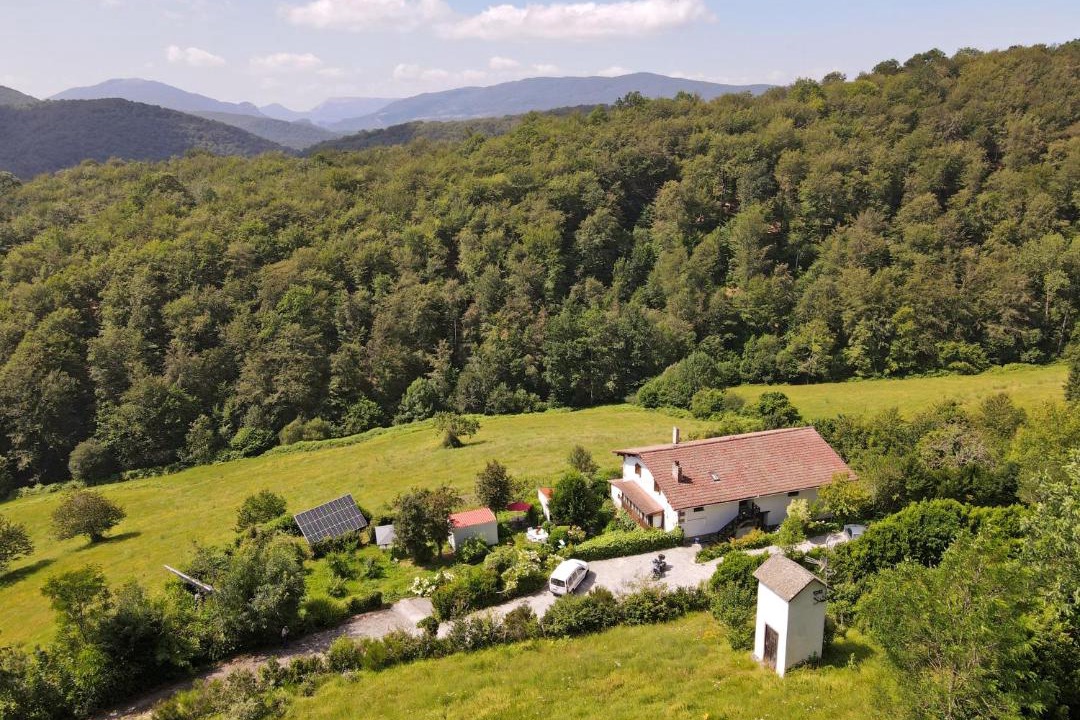 Photo of Outdoor in Basaburua