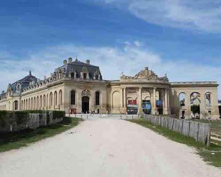 Photo of Others in Chantilly