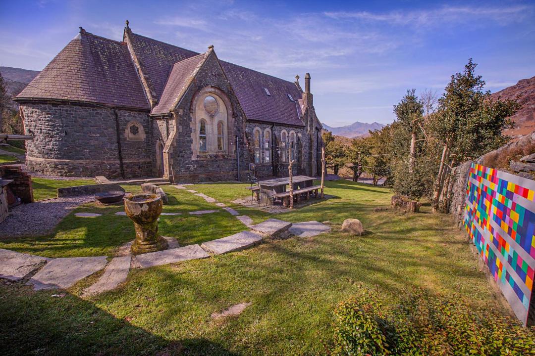 Photo of Buildings in Capel-Curig