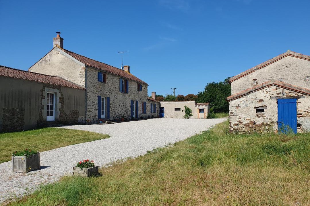 Photo of Others in Saint-Julien-des-Landes