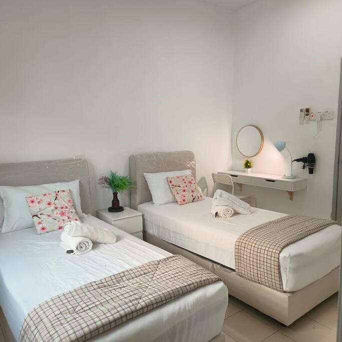 Photo of Others in Asam Kumbang