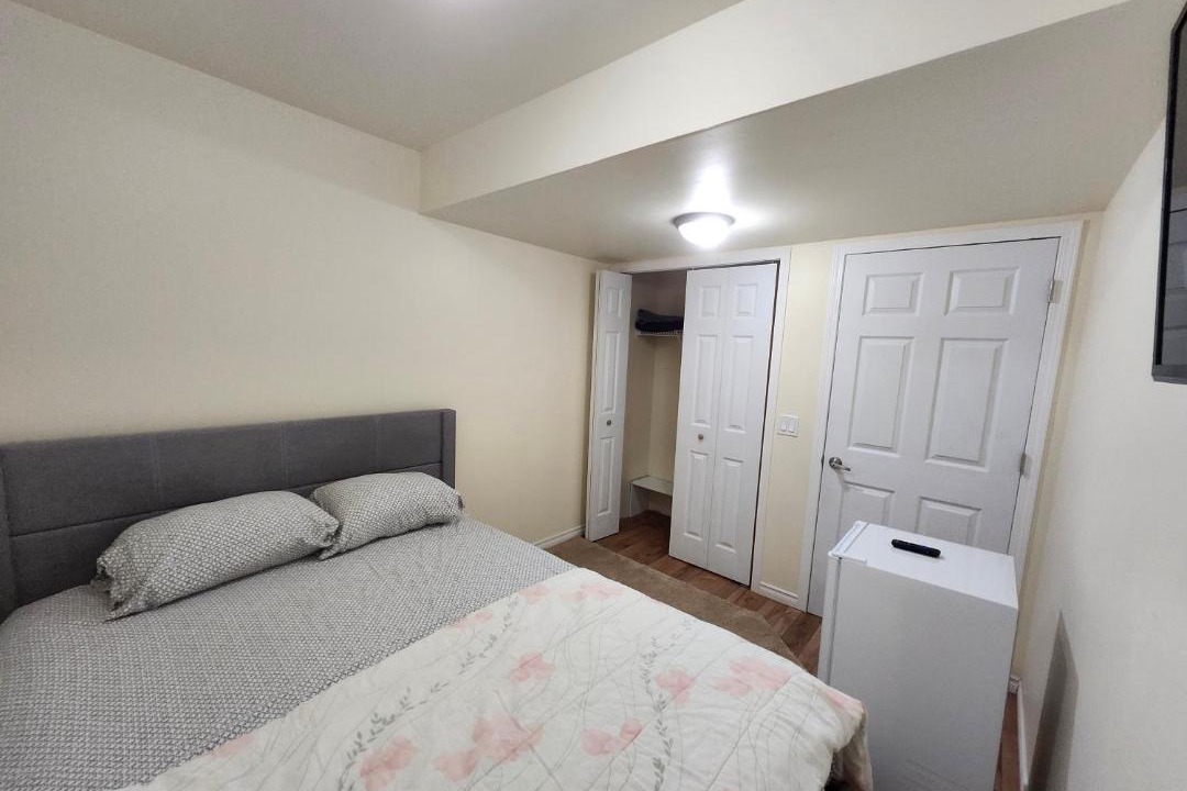 Photo of Others in Auburn Bay