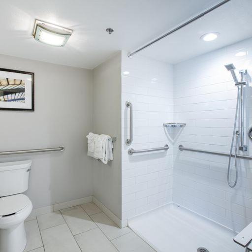 Photo of Bathroom in Sunset Hills