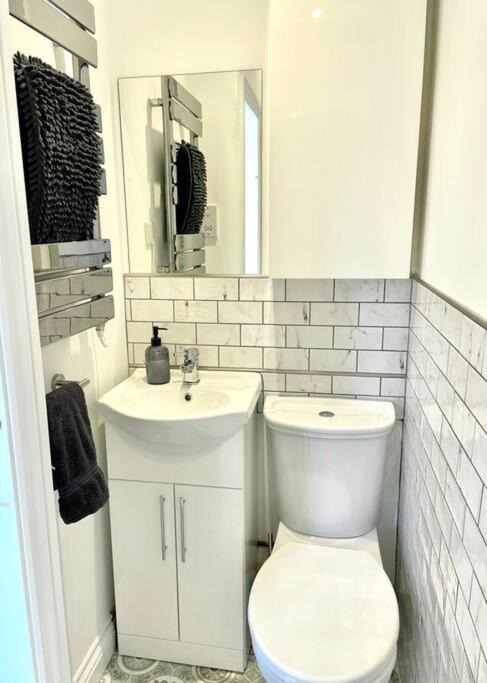 Photo of Others in Brazzacott