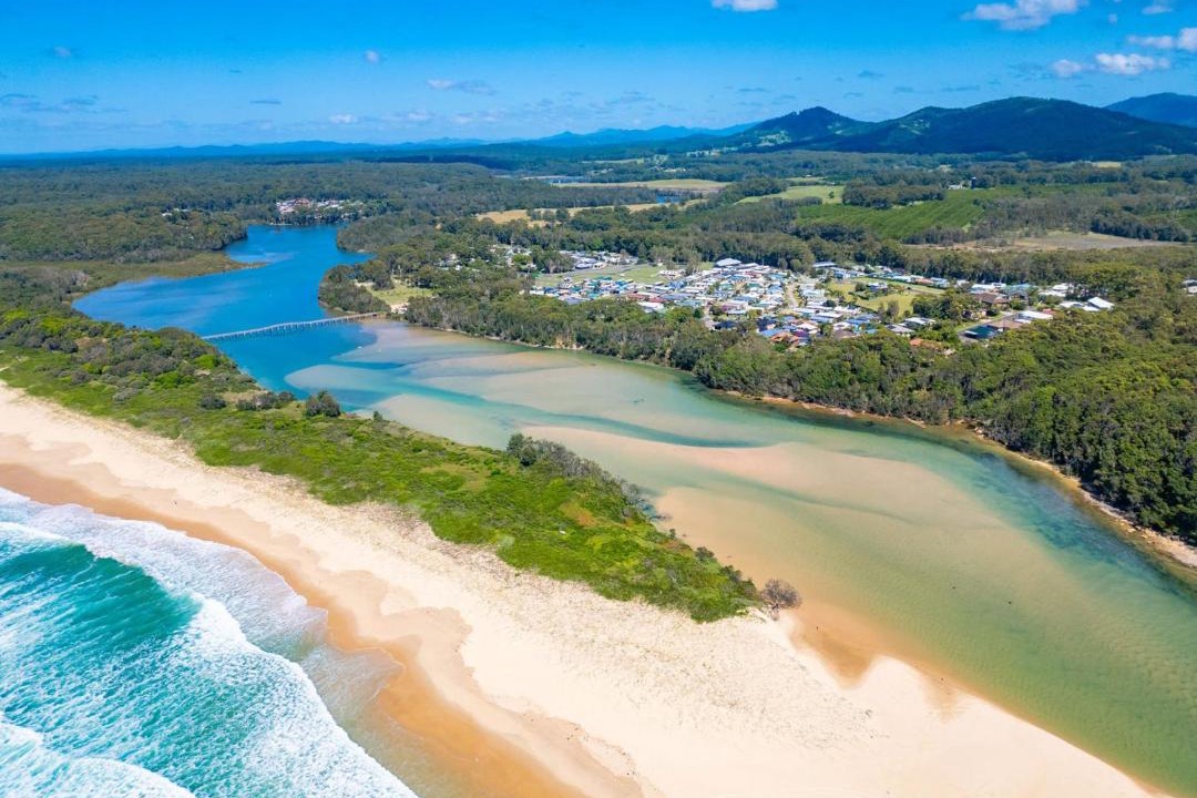 Photo of Others in Valla Beach