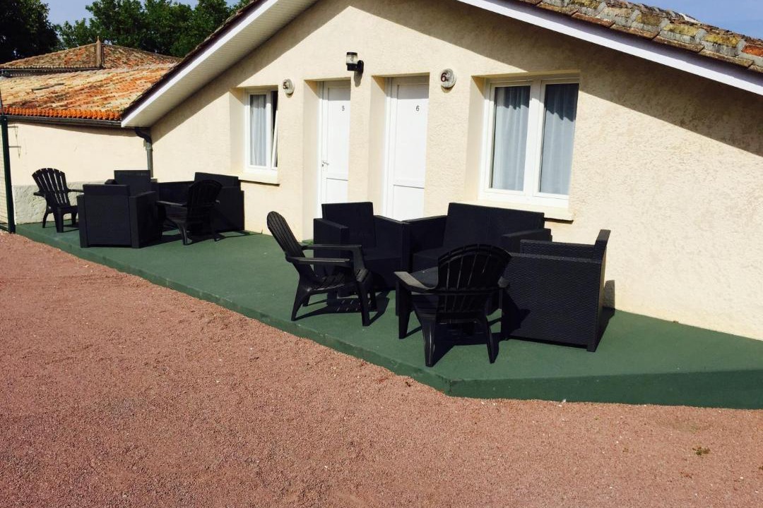 Photo of Others in Roullet-Saint-Estephe