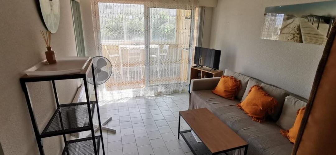 Photo of Livingroom in Frontignan
