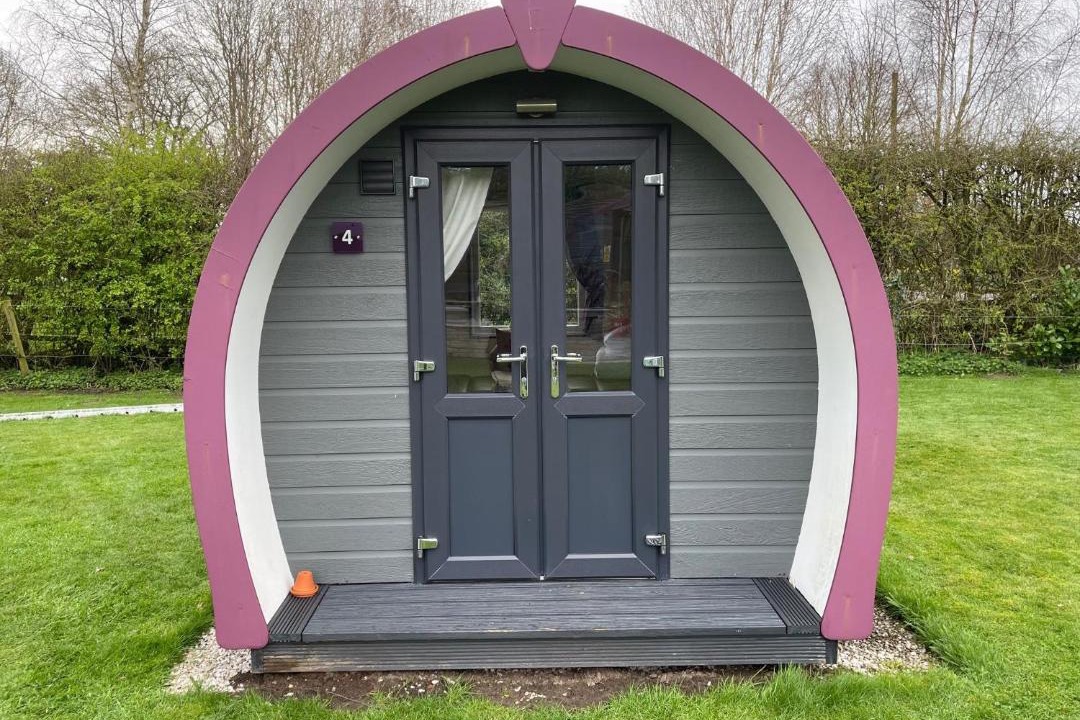 Photo of Others in Low Catton