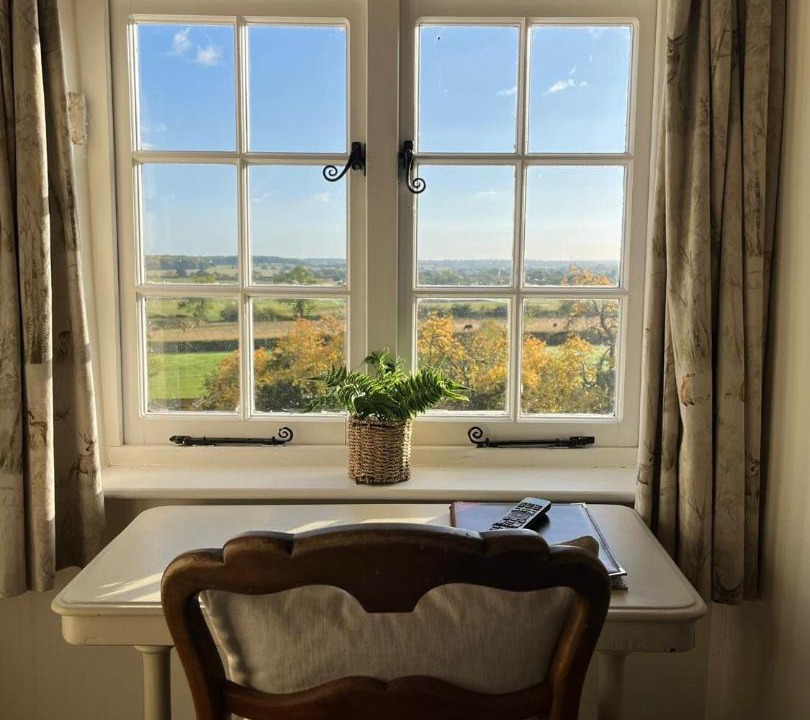 Photo of Others in Weston under Wetherley