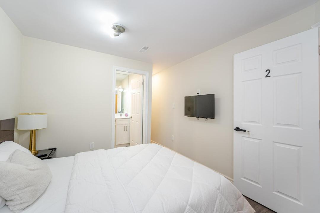 Photo of Bedroom in Oakville