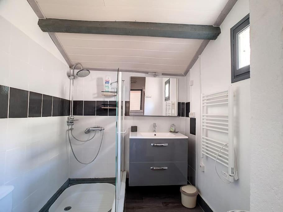 Photo of Bathroom in Fitou