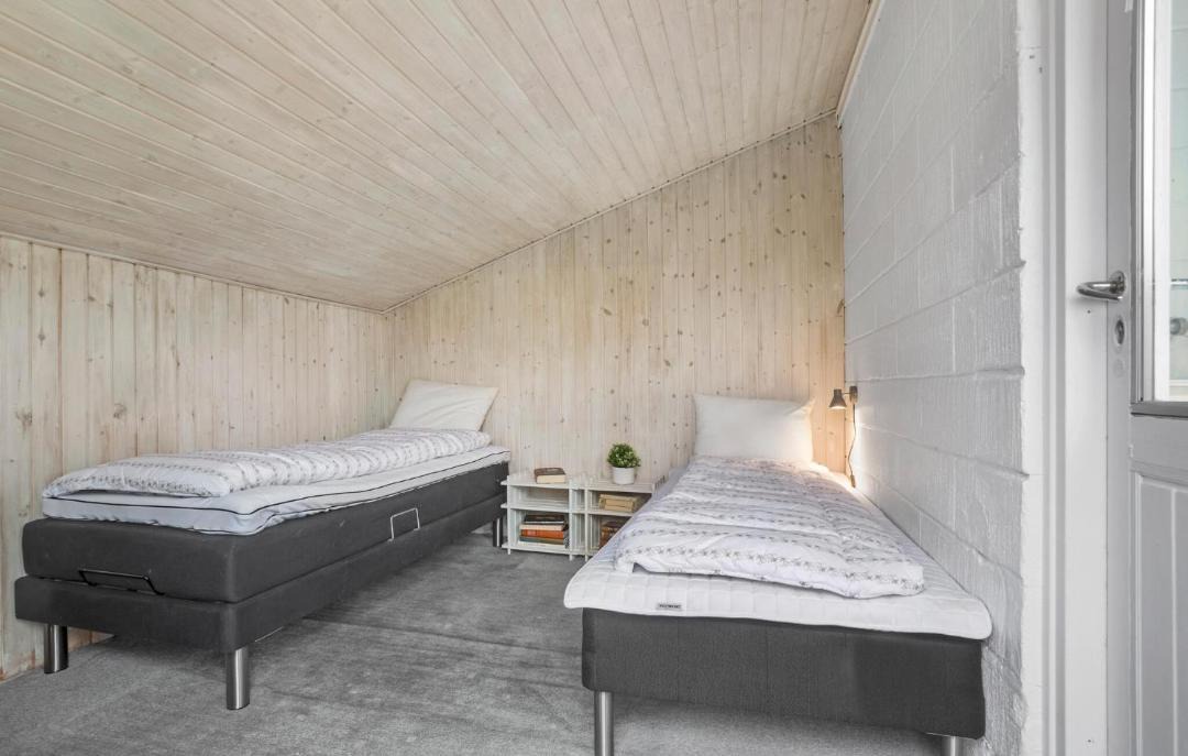 Photo of Others in Frolunde