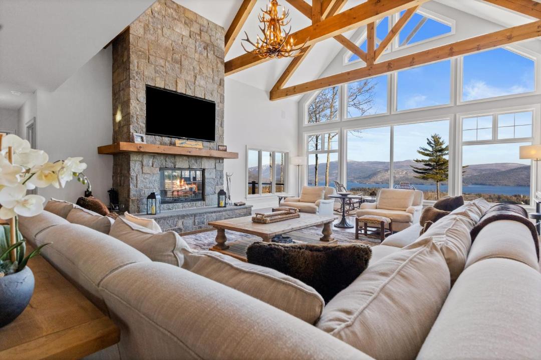 Photo of Livingroom in Bolton Landing