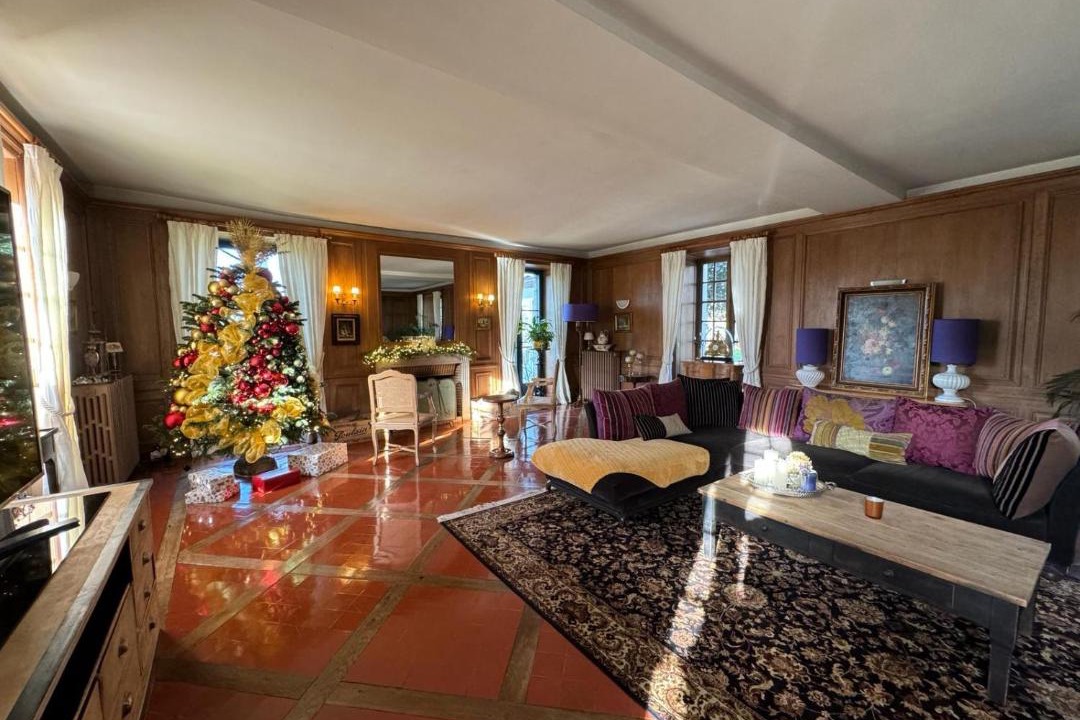 Photo of Others in Chailly-en-Biere