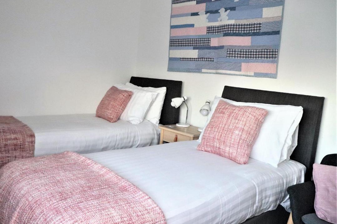 Photo of Others in Sandown