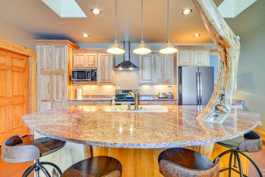 Photo of Others in Nye