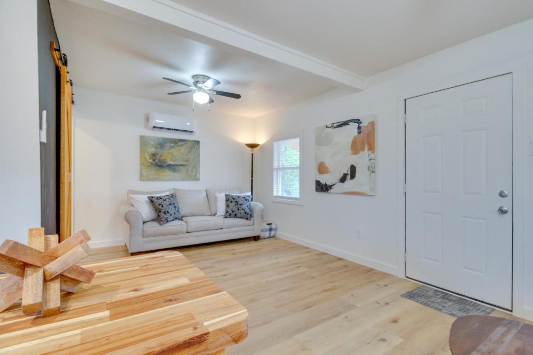 Photo of Livingroom in Norfork Lake Estates