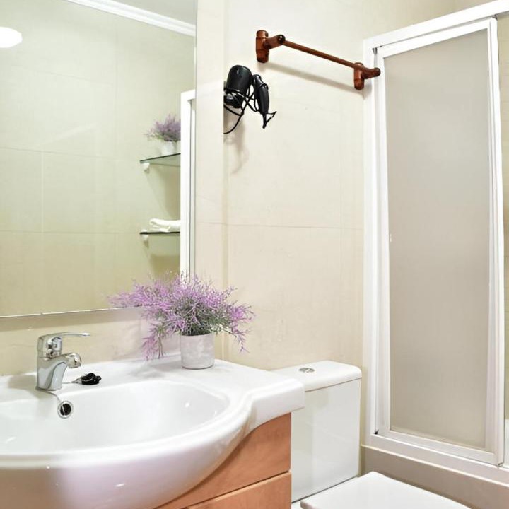 Photo of Bathroom in Obanos