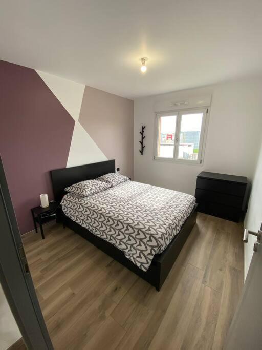 Photo of Bedroom in Charmes